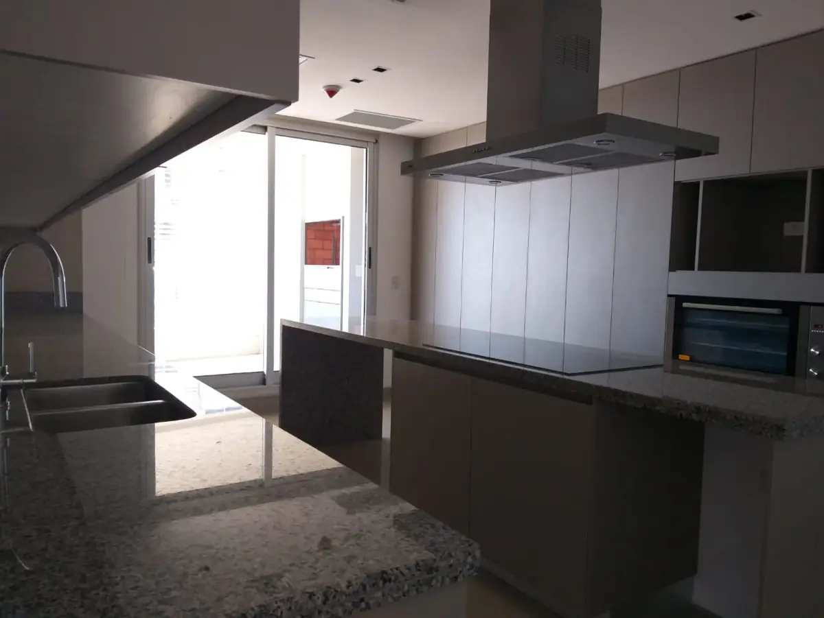 RENTAL, 4-Bedroom Apartment in PALACIO DE LOS PATOS, Asunción - Image 5