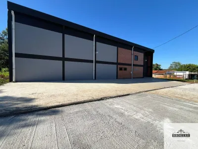 Local Comercial de 700m² en Alquiler en Rosa Mística, Mariano Roque Alonso