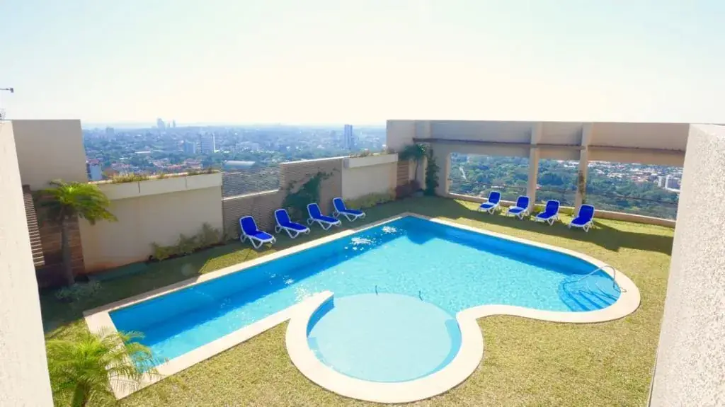 Departamento de 3 dormitorios en Venta en Ycuá Satí, Asunción - Image 4