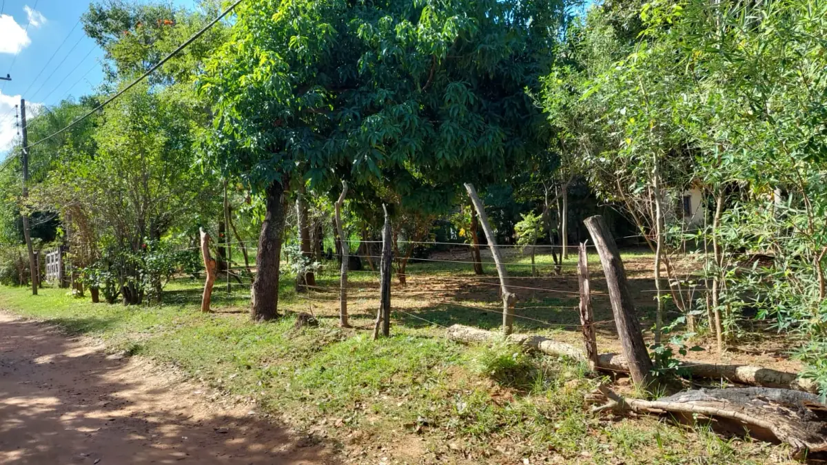 Vendo terreno de 1800 m2 en Limpio de 60x30m Barrio Rincón del Peñon - Image 7