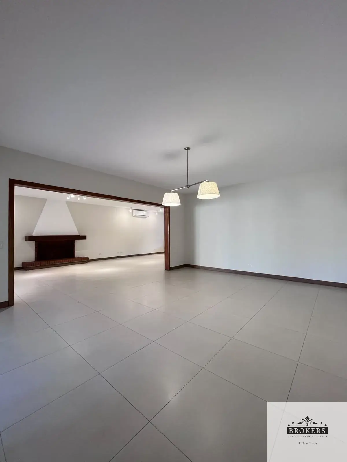 Commercial Space of 500m² for Rent in San Cristobal, Asunción - Image 7