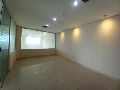 Office of 180m² for Rent in Recoleta, Asunción