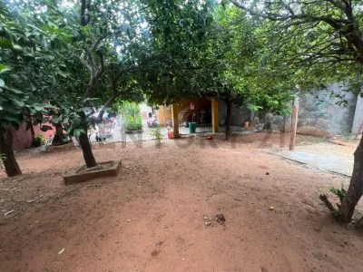 Casa de 3 quartos à Venda em San Cayetano, Assunção