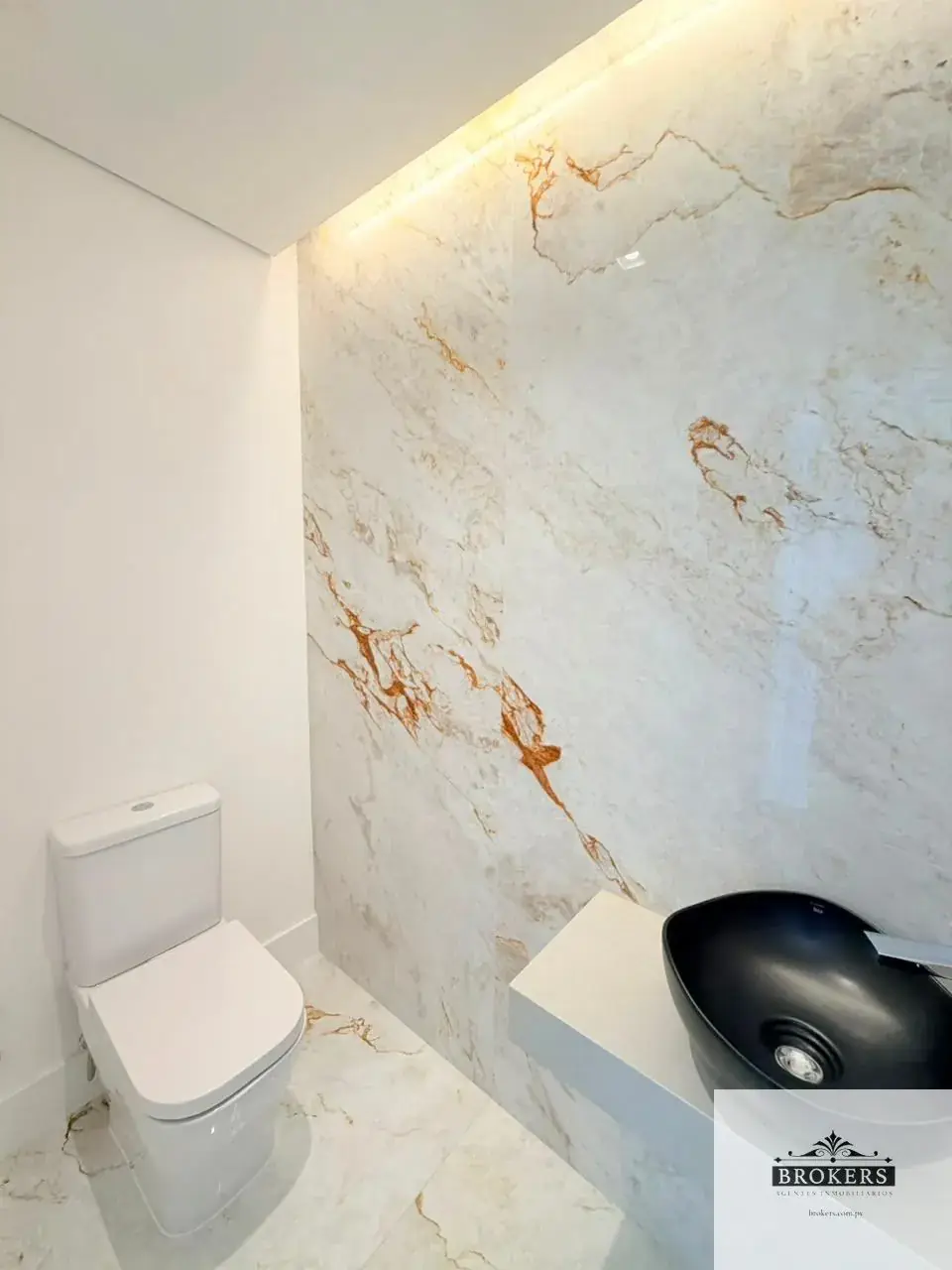 3-Bedroom Apartment for Sale in Mburucuyá, Asunción - Image 10