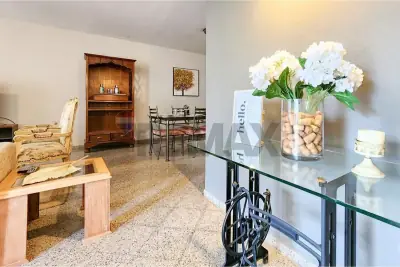 Local Comercial de 408m² en Alquiler en San Cristóbal, Asunción
