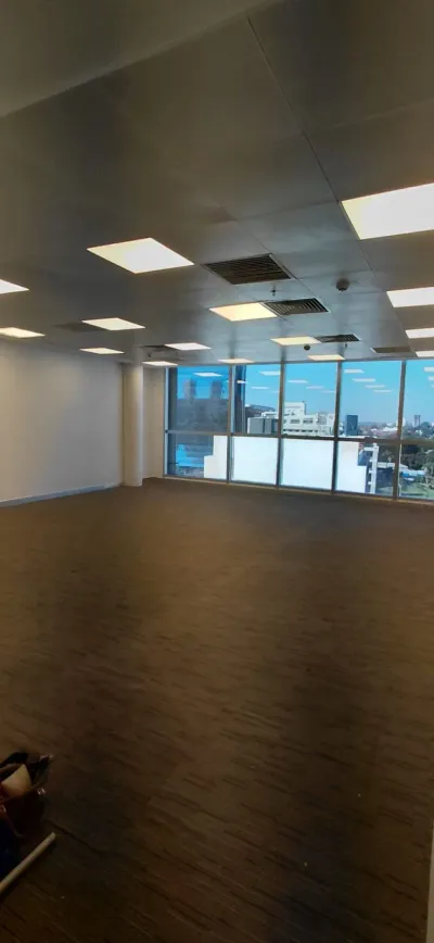Oficina de 73.4m² en Alquiler en Manorá, Asunción