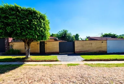 2-Bedroom House for Sale in Primer Barrio, Luque