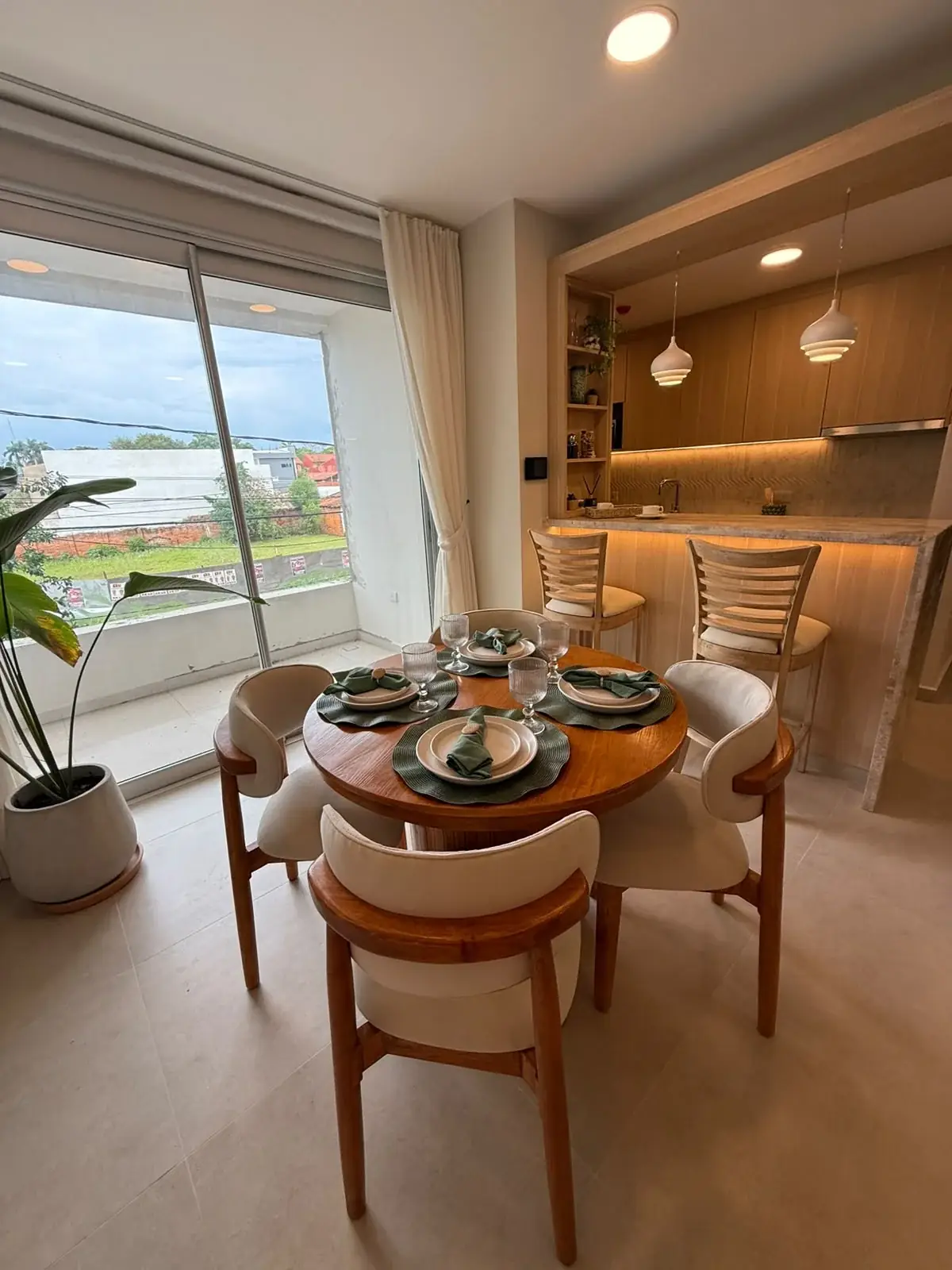 Departamento de 2 dormitorios en Edificio Navila, 68m², en Venta en Kamba Cuá, Fernando de la Mora - Image 2