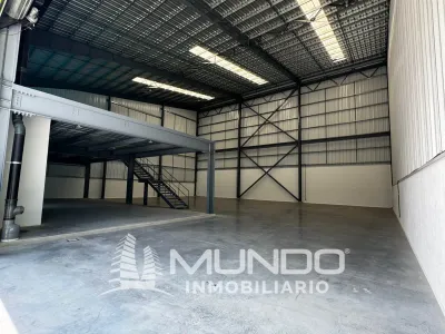 Local Comercial de 850m² en Alquiler en Amatitlán