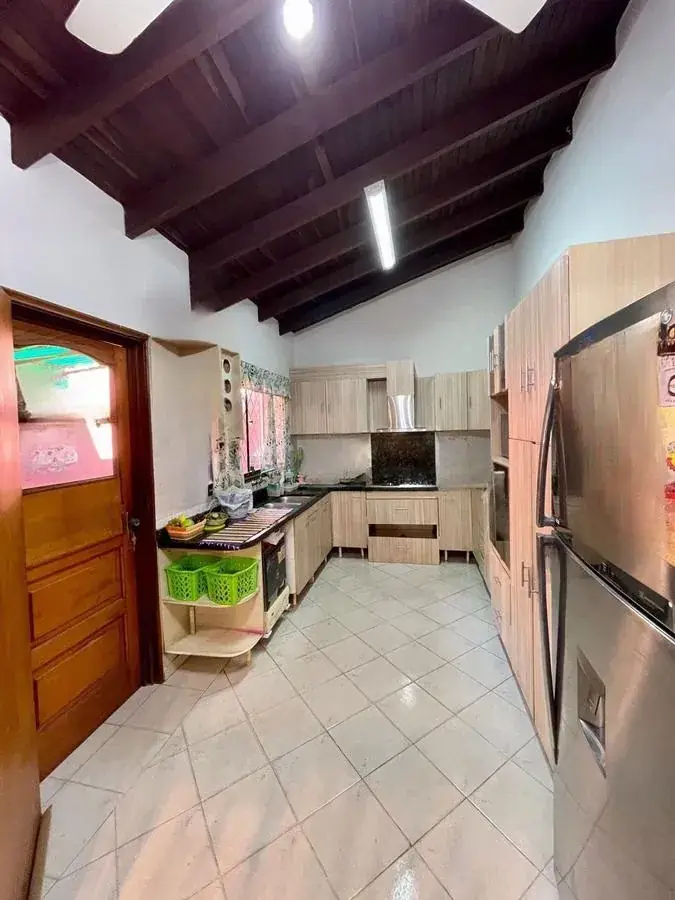 Casa de 4 quartos à Venda em Ytay, Assunção - Image 10