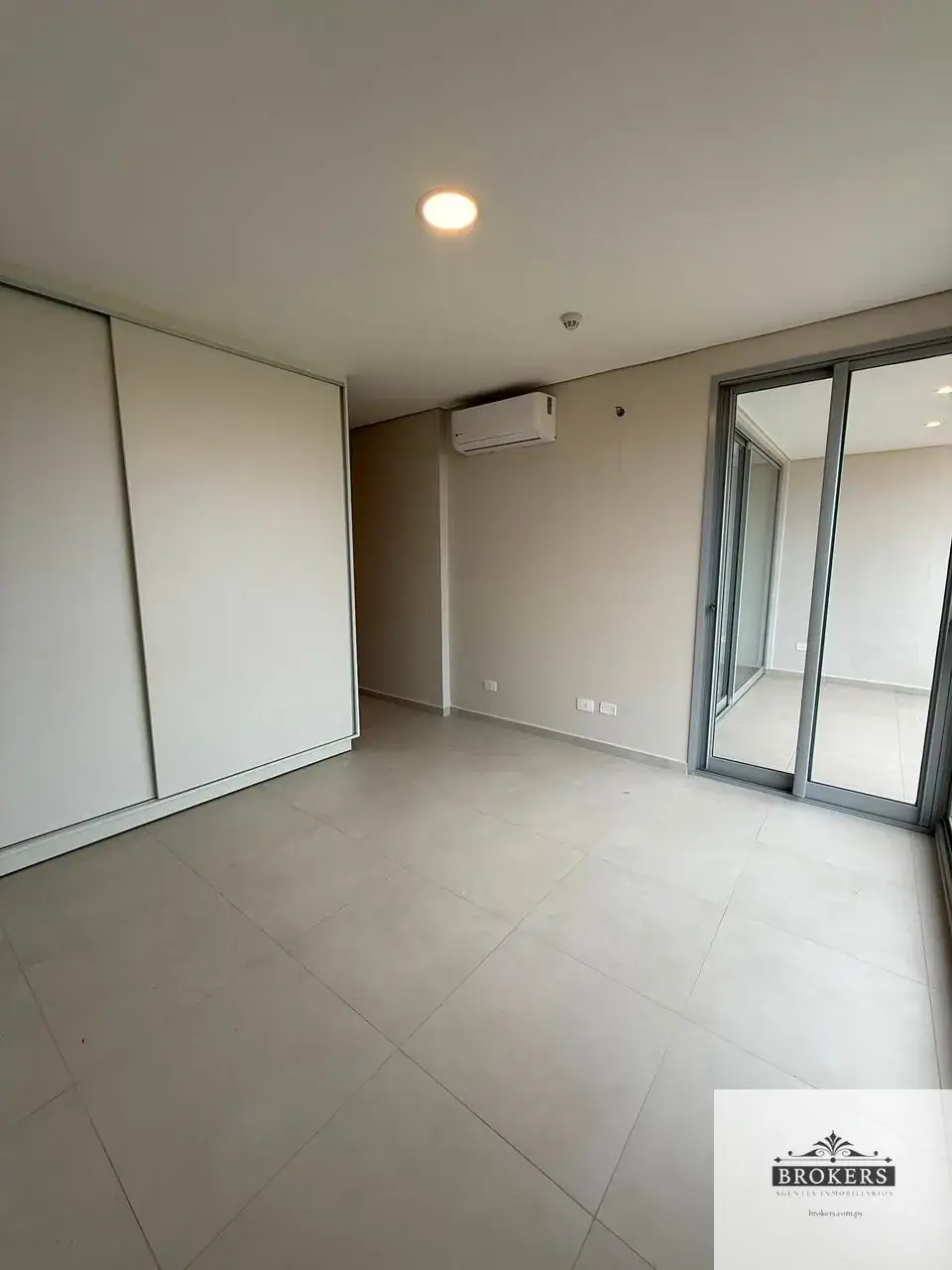 Departamento de 2 dormitorios en Alquiler en Mburucuyá, Asunción - Image 16