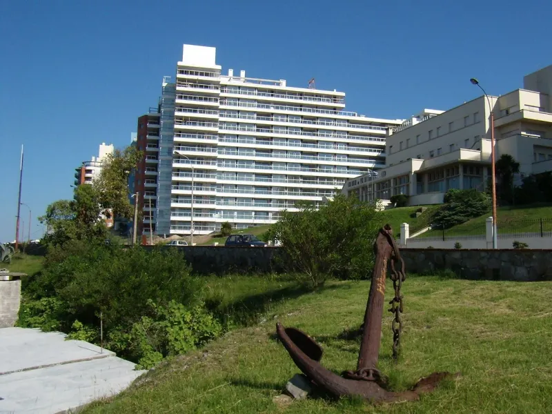 Torre Delphinus