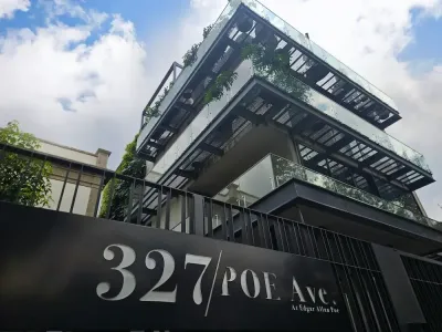 327 Poe Ave.